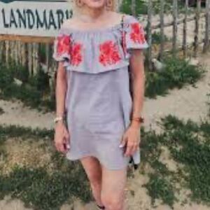 New Umgee Gray Dress with Red Floral Embroidery